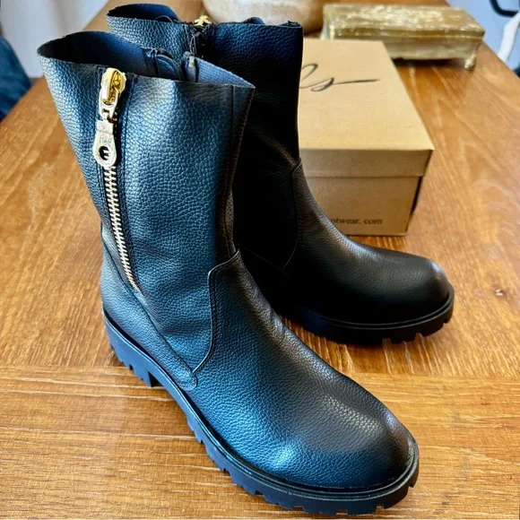 NWT black soft faux leather Renee combat boots 8M - Picture 5 of 14